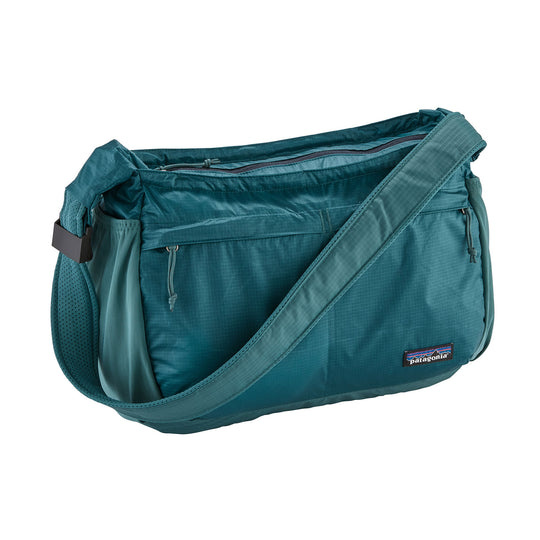 Lightweight Travel Courier